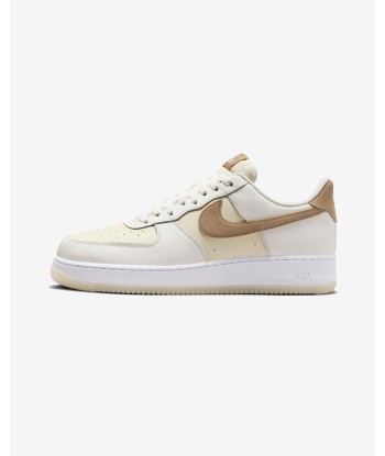 NIKE AIR FORCE 1 '07 LV8 - SAIL/ KHAKI/ COCONUTMILK/ WHITE Toutes les collections ici