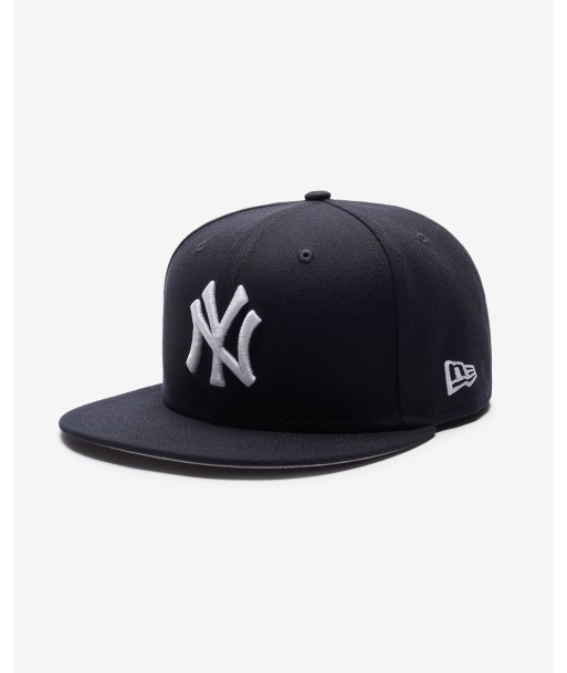 UNDEFEATED X NEW ERA NY YANKEES 59FIFTY FITTED s'inspire de l'anatomie humaine