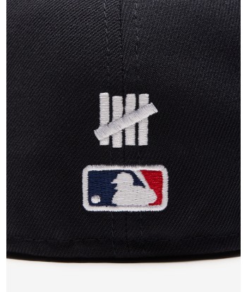 UNDEFEATED X NEW ERA NY YANKEES 59FIFTY FITTED s'inspire de l'anatomie humaine