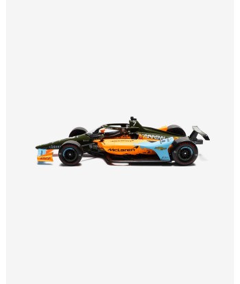 UNDEFEATED X MCLAREN 1:18 SCALE INDY 500 CAR - 7 ROSENQUIST en linge