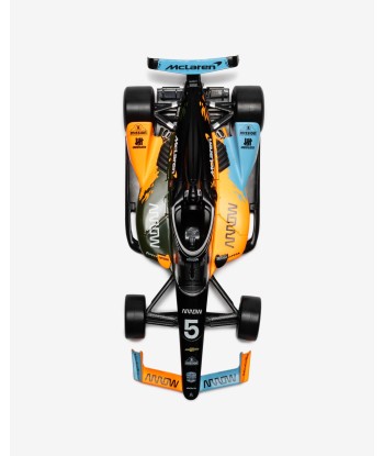 UNDEFEATED X MCLAREN 1:18 SCALE INDY 500 CAR - 5 O'WARD est présent 