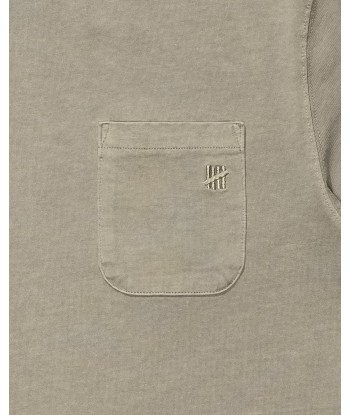 UNDEFEATED SUNFADED S/S POCKET TEE le concept de la Pate a emporter 