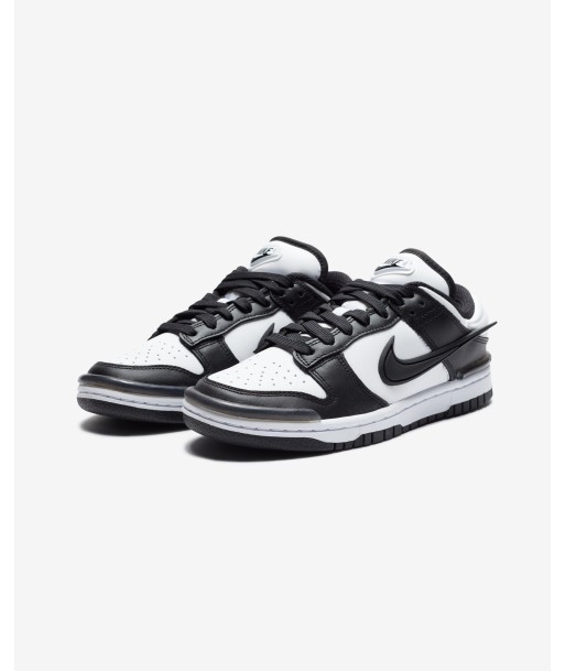 NIKE WOMEN'S DUNK LOW TWIST - BLACK/ WHITE est présent 