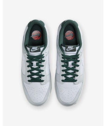 NIKE DUNK LOW RETRO - PHOTONDUST/ WHITE/ VINTAGEGREEN chez Cornerstreet bien 