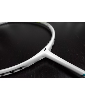 Yonex Nanoflare 555 (Matte White) chez Cornerstreet bien 