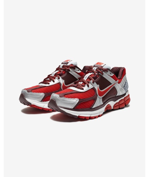 NIKE WOMEN'S VOMERO 5 - MYSTIC RED/ MTLCPLATINUM outlet