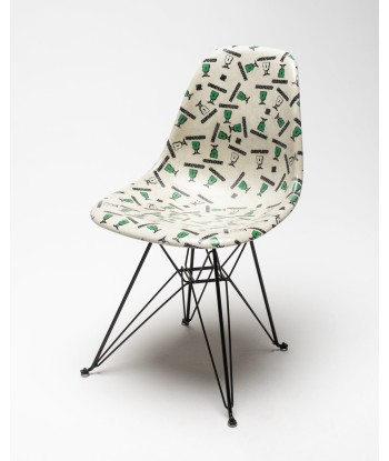 UNDEFEATED X MODERNICA SIDE SHELL EIFFEL CHAIR WITH CUSTOM COVER Le MVP de beaucoup